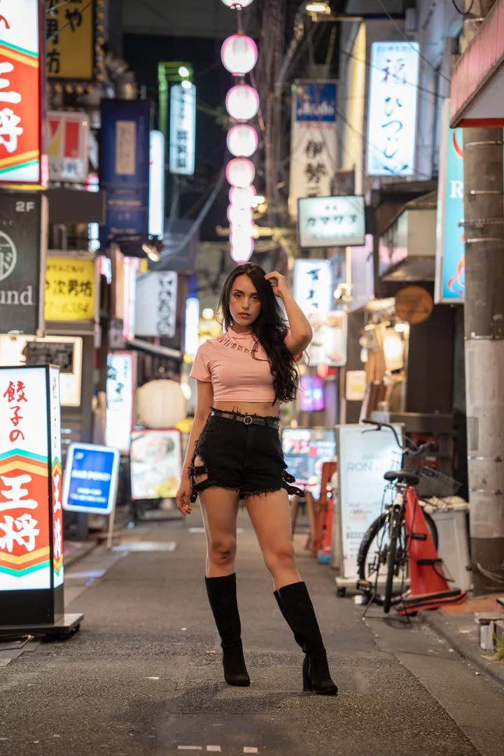 Epic Street Photoshoot Experience at Tokyo Most Iconic Locations