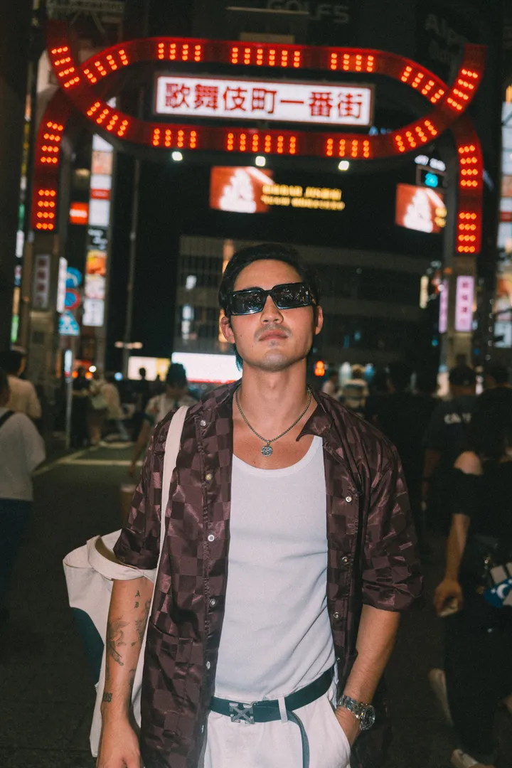 Tokyo Streets Photo Session by Night in Shibuya and Shinjuku