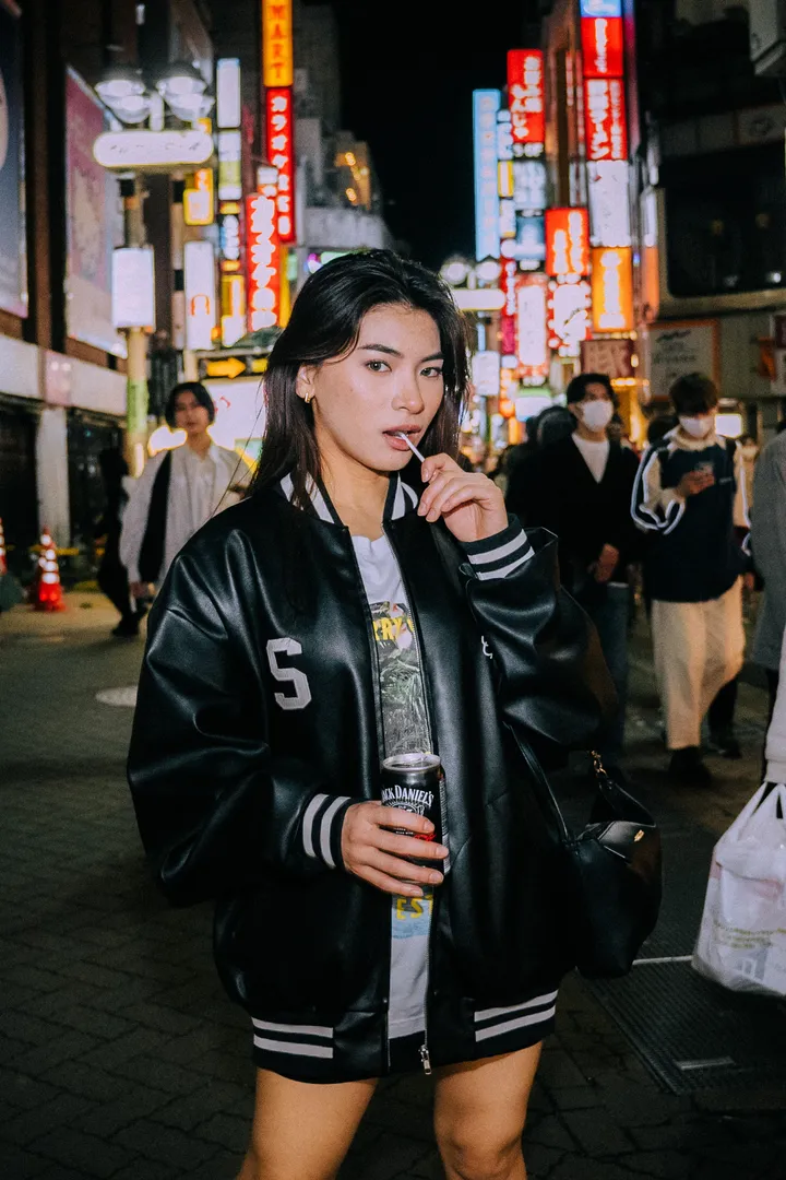 Tokyo Streets Photo Session by Night in Shibuya and Shinjuku