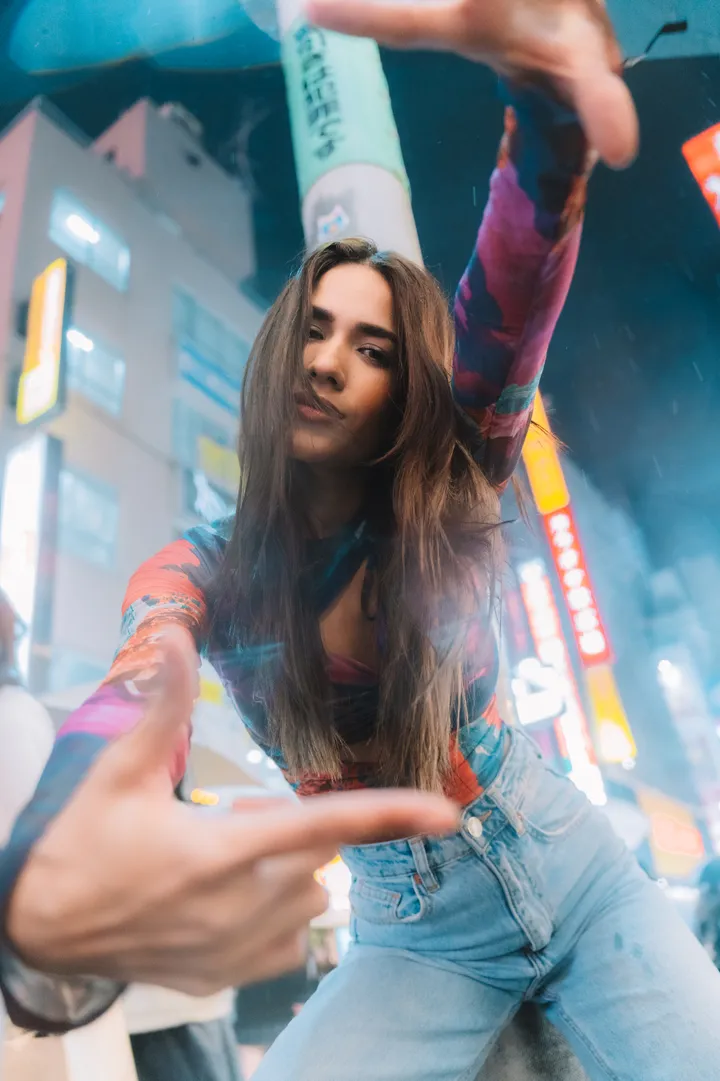 Tokyo Streets Photo Session by Night in Shibuya and Shinjuku