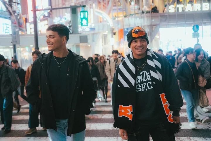 Tokyo Streets Photo Session by Night in Shibuya and Shinjuku