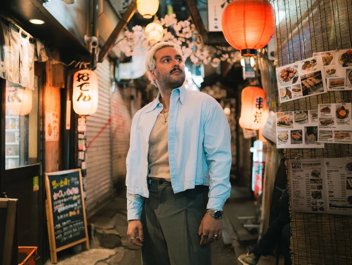 Tokyo Streets Photo Session by Night in Shibuya and Shinjuku