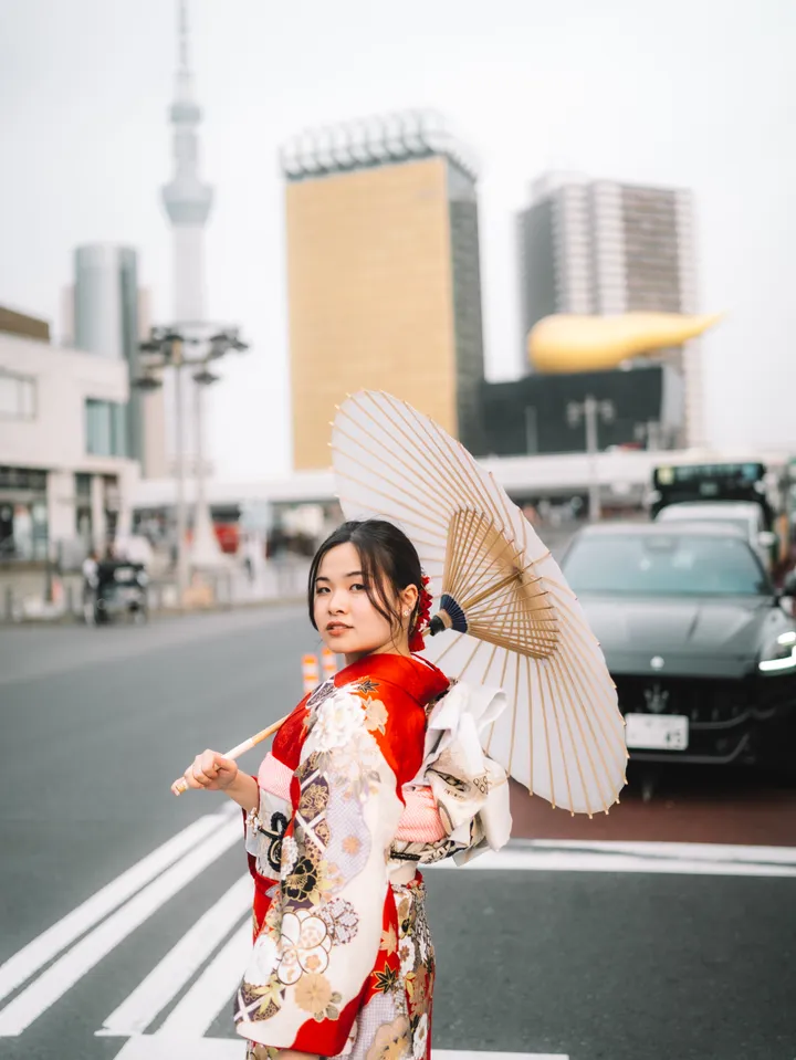 Whispers of Edo: Tokyo Kimono Photoshoot Experience in Asakusa