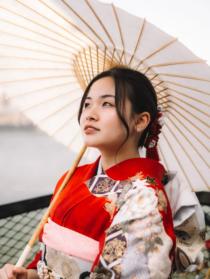Whispers of Edo: Tokyo Kimono Photoshoot Experience in Asakusa