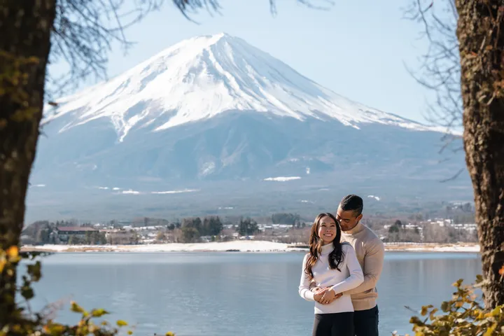 Magical Proposal Photoshoot At Mount Fuji With Private Photographer
