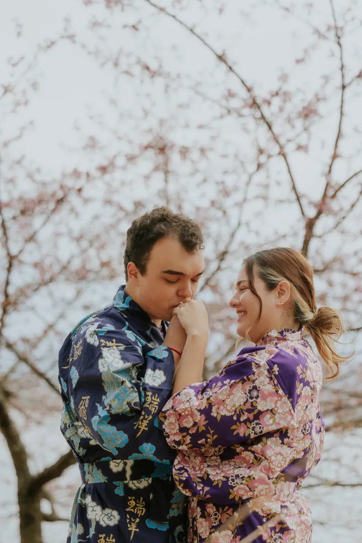 Magical Proposal Photoshoot At Mount Fuji With Private Photographer