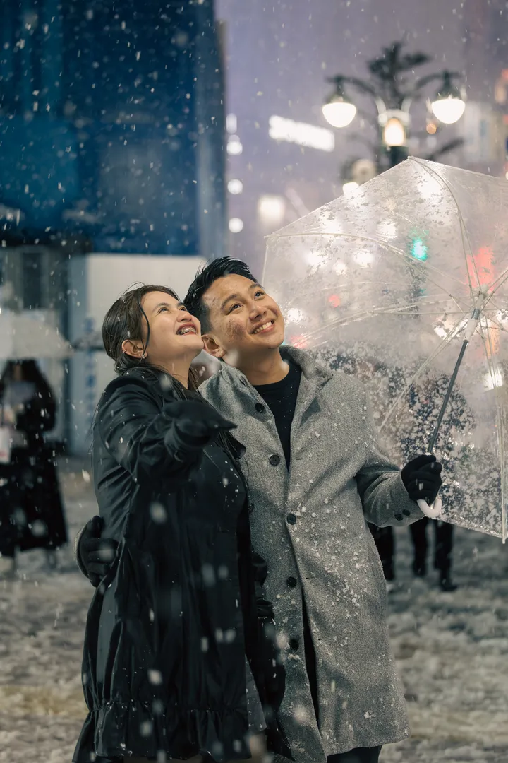 Love Is In The Air: Private Couple Photoshoot In Tokyo