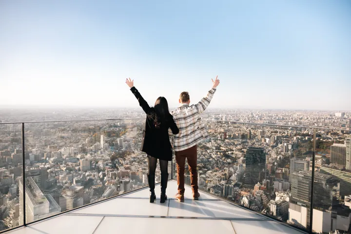 Love Is In The Air: Private Couple Photoshoot In Tokyo