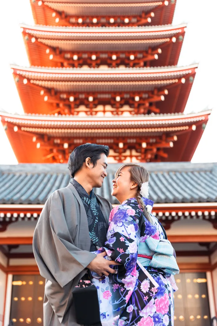 Love Is In The Air: Private Couple Photoshoot In Tokyo