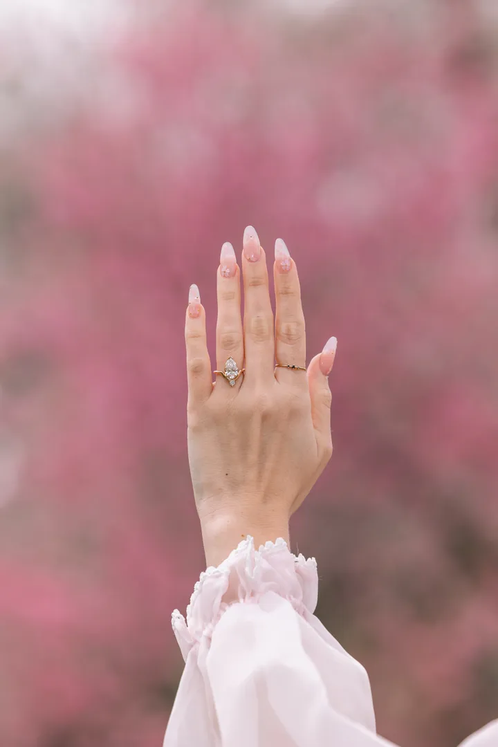Cherry Blossom Dreams – Sakura Photoshoot For Couples In Tokyo