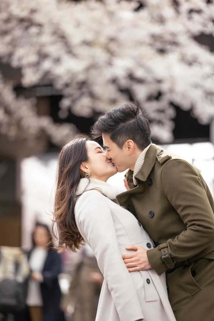 Cherry Blossom Dreams – Sakura Photoshoot For Couples In Tokyo