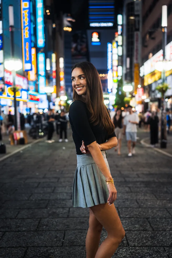 Urban & Neon Night Photoshoot in Tokyo with a Pro Photographer
