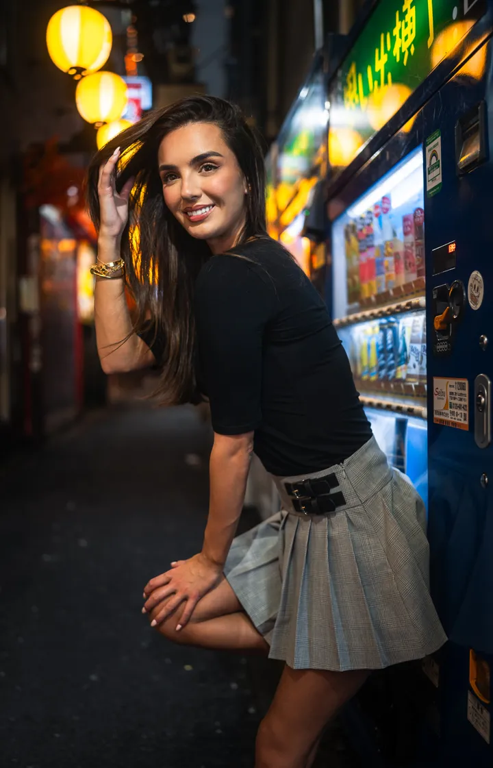 Urban & Neon Night Photoshoot in Tokyo with a Pro Photographer