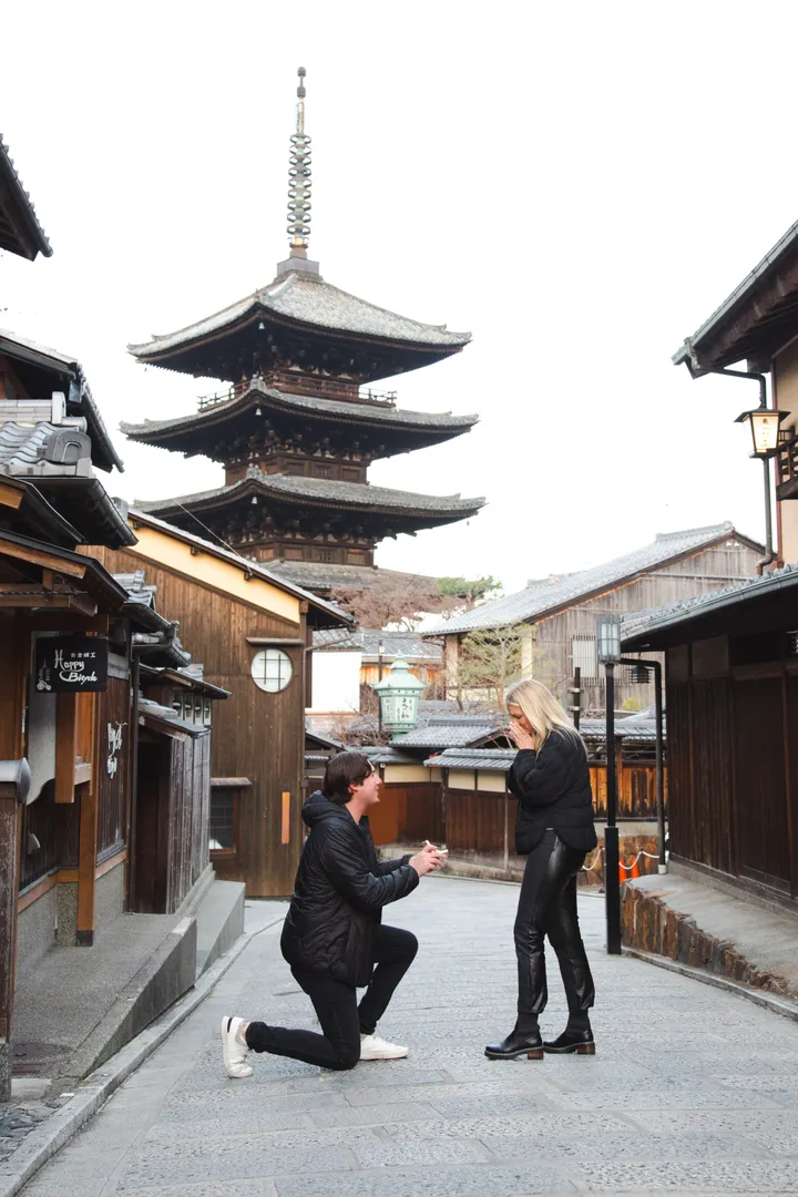 Proposal Photoshoot In Kyoto With A Local Japanese Photographer