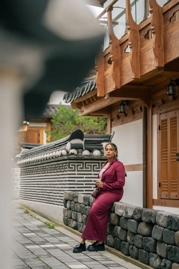 Casual Street Photoshoot in Seoul’s Most Photogenic Locations