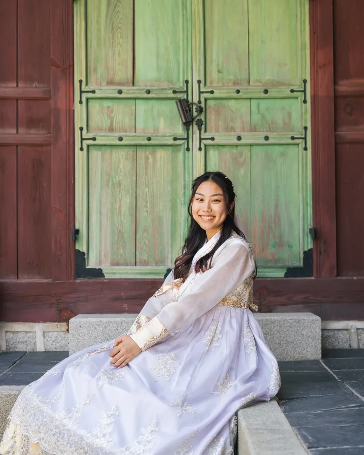 Private Hanbok Photoshoot at Seoul’s Royal Gyeongbokgung Palace