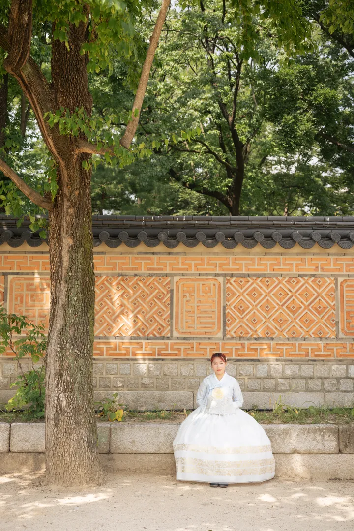 Private Hanbok Photoshoot at Seoul’s Royal Gyeongbokgung Palace