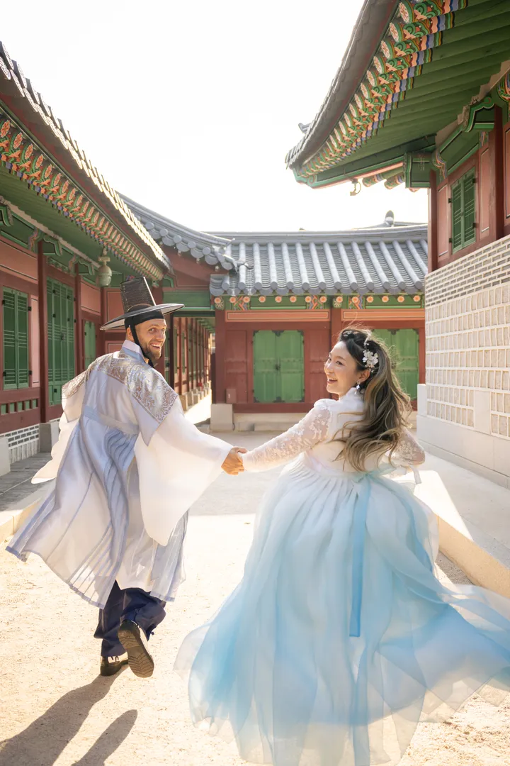 Private Hanbok Photoshoot at Seoul’s Royal Gyeongbokgung Palace