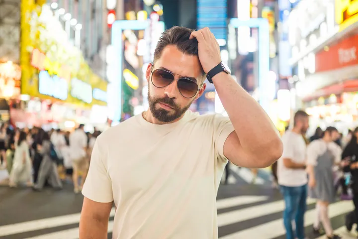 Tokyo Streets Unfiltered: A Captivating Urban Photoshoot Experience