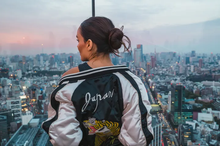 Tokyo Streets Unfiltered: A Captivating Urban Photoshoot Experience