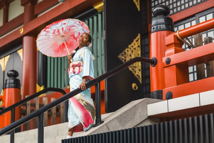 Tokyo Traditional Kimono Photoshoot in Asakusa & Sensoji Temple