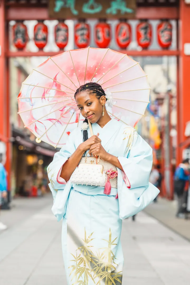 Tokyo Traditional Kimono Photoshoot in Asakusa & Sensoji Temple
