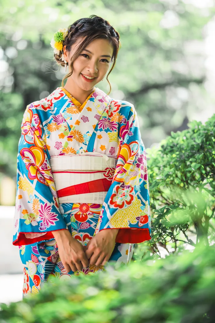 Tokyo Traditional Kimono Photoshoot in Asakusa & Sensoji Temple