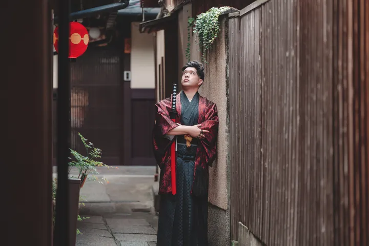 Traditional Kimono Photoshoot in Kyoto with a Local Photographer
