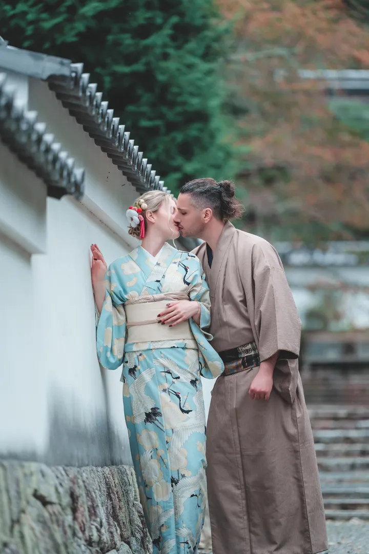Traditional Kimono Photoshoot in Kyoto with a Local Photographer