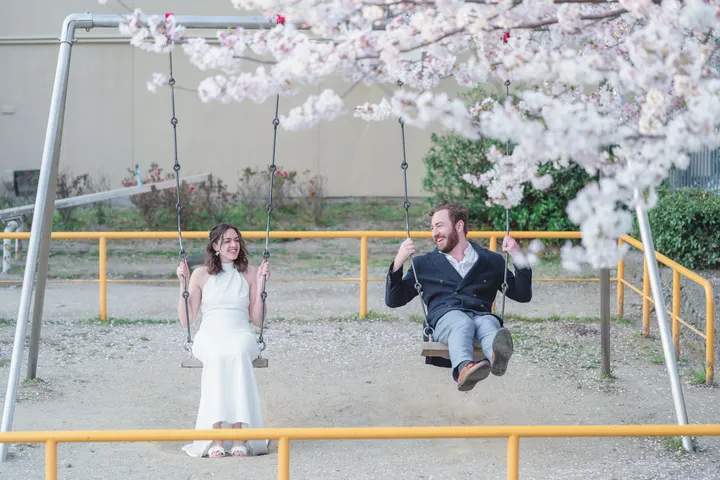 Sakura Elegance: Exclusive Cherry Blossom Photoshoot in Kyoto