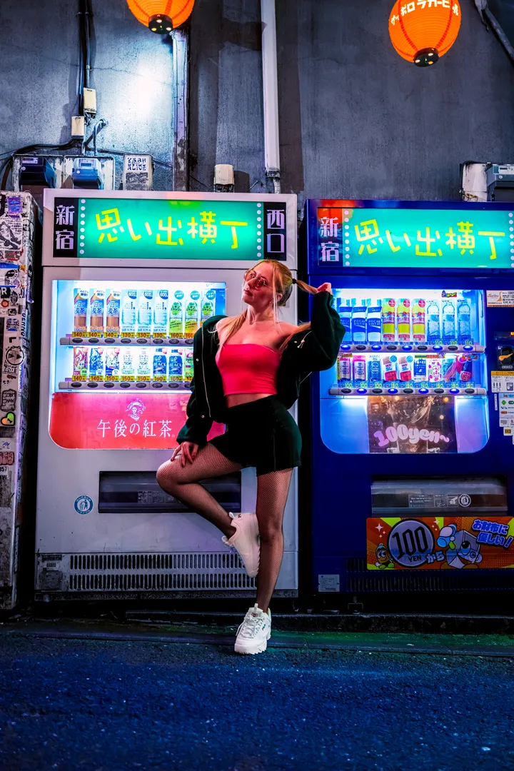 Night Cyberpunk Photoshoot in Tokyo with a Local Japanese Photographer