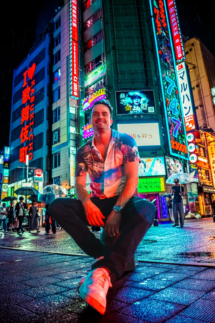 Night Cyberpunk Photoshoot in Tokyo with a Local Japanese Photographer