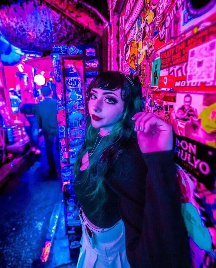 Night Cyberpunk Photoshoot in Tokyo with a Local Japanese Photographer