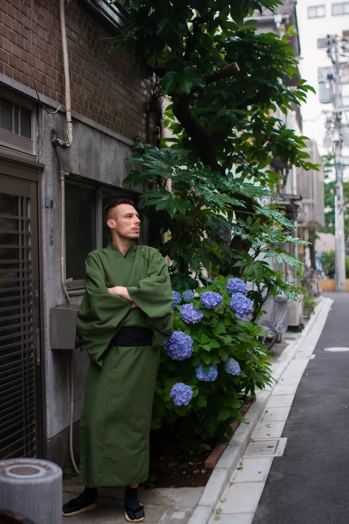 Local Tokyo Photoshoot: Quiet Streets, Secret Gardens & Everyday Japan