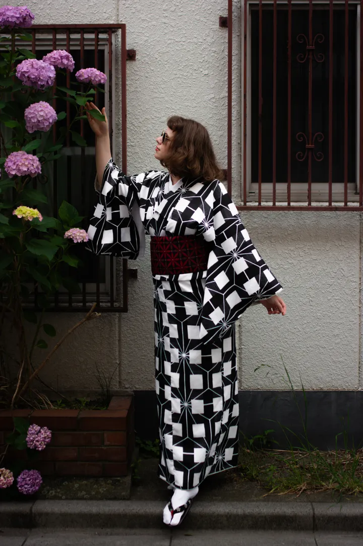 Local Tokyo Photoshoot: Quiet Streets, Secret Gardens & Everyday Japan