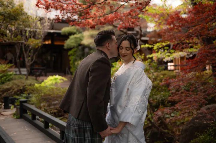 Romantic Couple Photoshoot in Tokyo’s Hidden Gardens & Local Corners