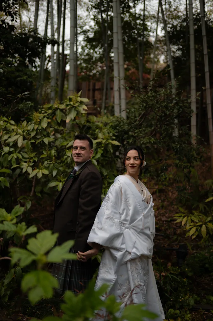 Romantic Couple Photoshoot in Tokyo’s Hidden Gardens & Local Corners