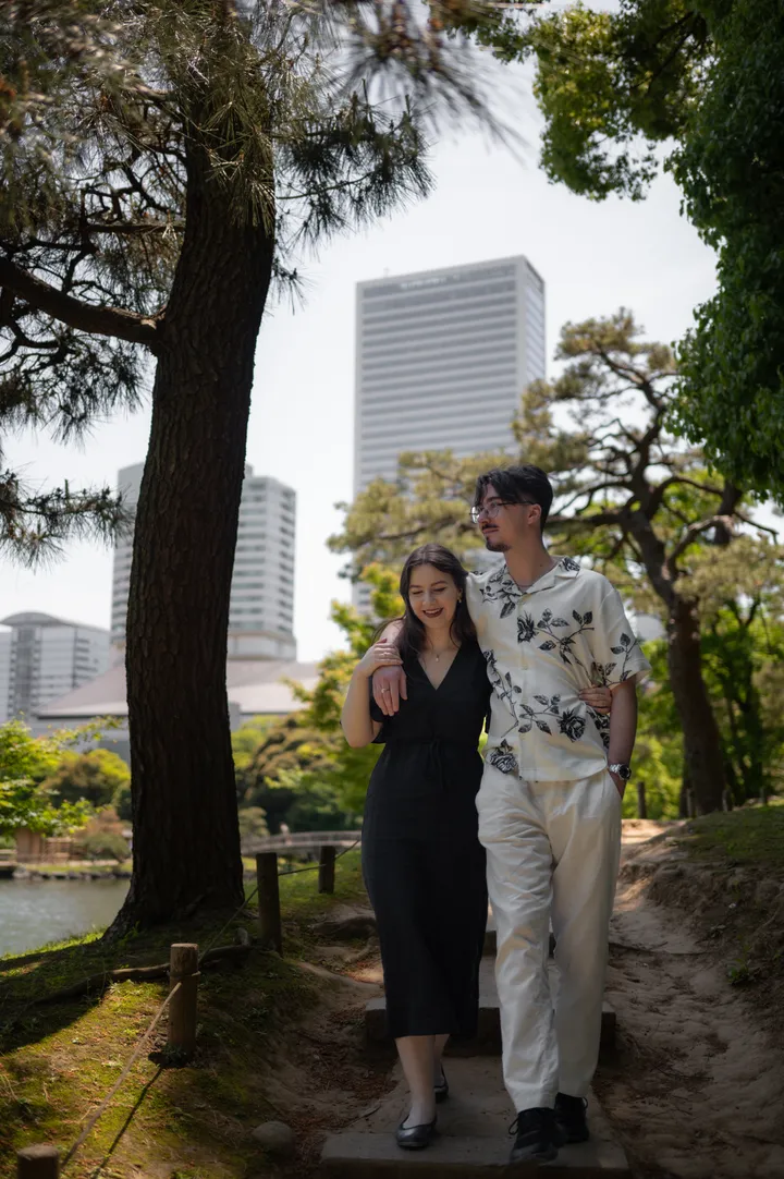 Romantic Couple Photoshoot in Tokyo’s Hidden Gardens & Local Corners