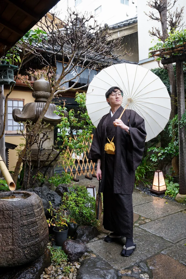 Timeless Kimono Photoshoot in Tokyo – Asakusa & Senso-ji Temple