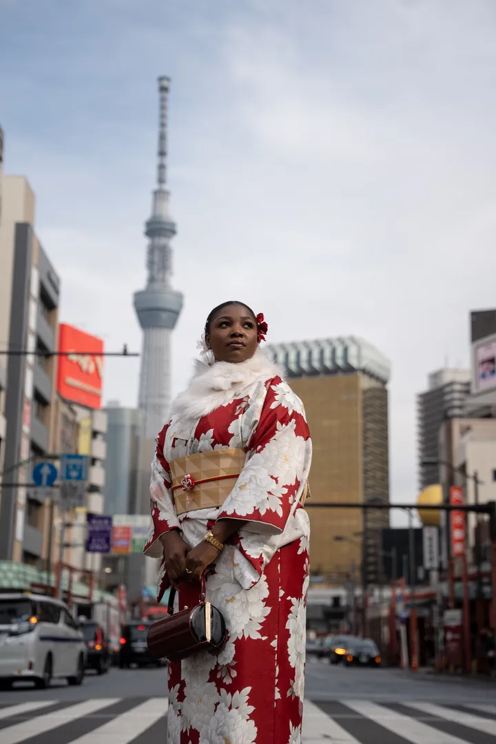 Timeless Kimono Photoshoot in Tokyo – Asakusa & Senso-ji Temple