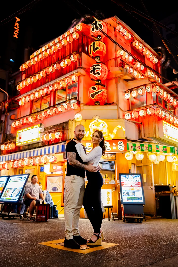 Private Couple Photoshoot in Osaka – Photogenic Love Story Experience