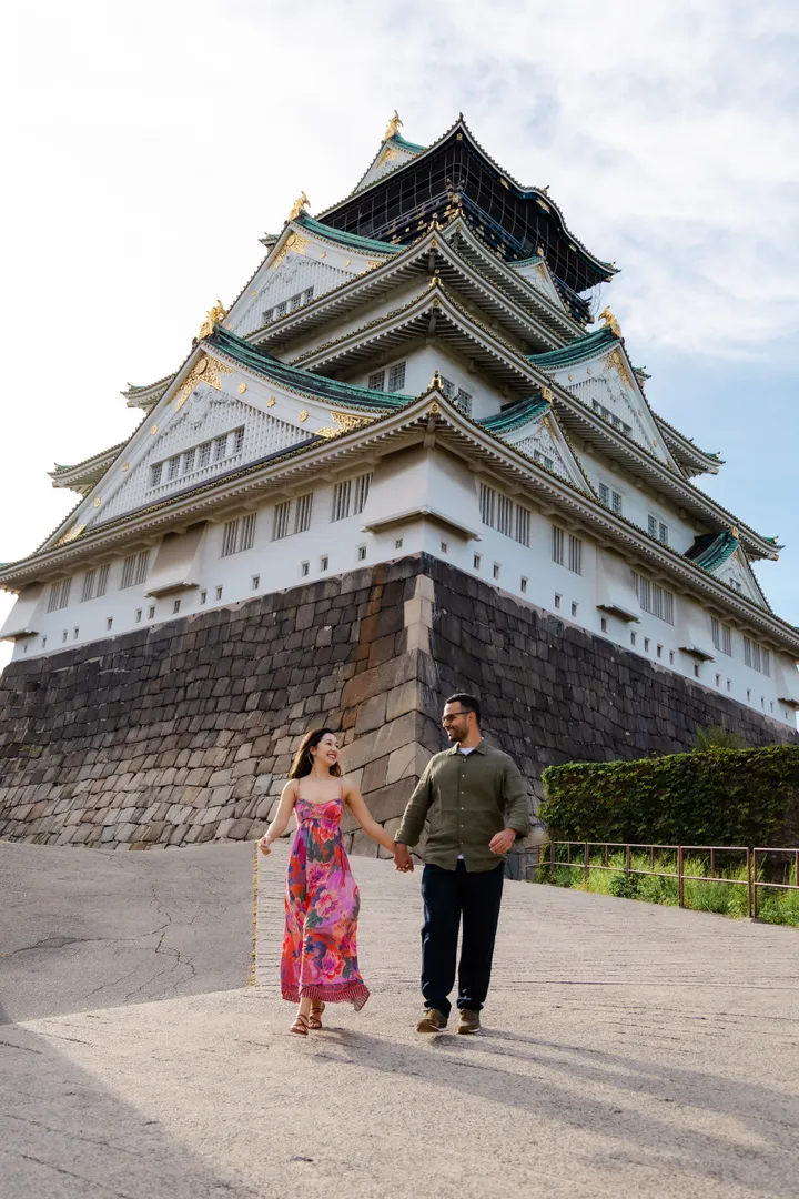 Private Couple Photoshoot in Osaka – Photogenic Love Story Experience