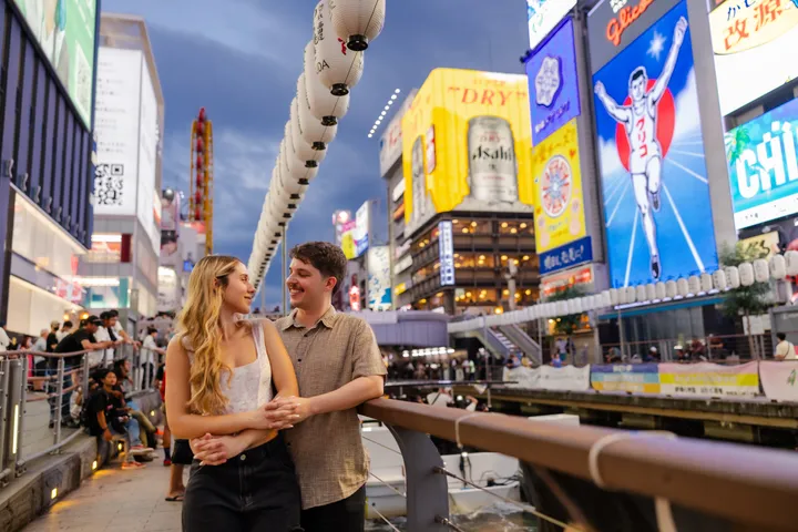 Private Couple Photoshoot in Osaka – Photogenic Love Story Experience