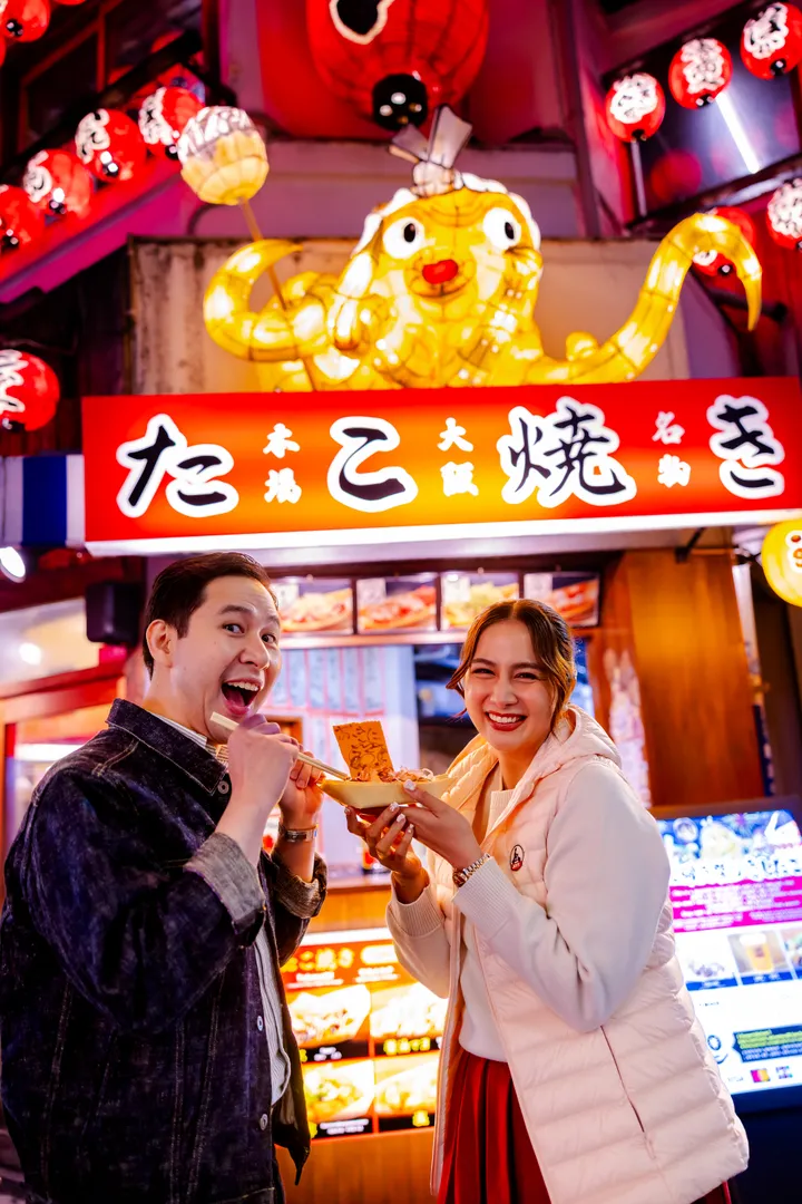 Private Couple Photoshoot in Osaka – Photogenic Love Story Experience
