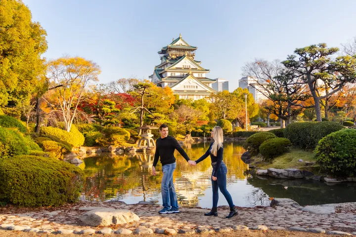Private Couple Photoshoot in Osaka – Photogenic Love Story Experience
