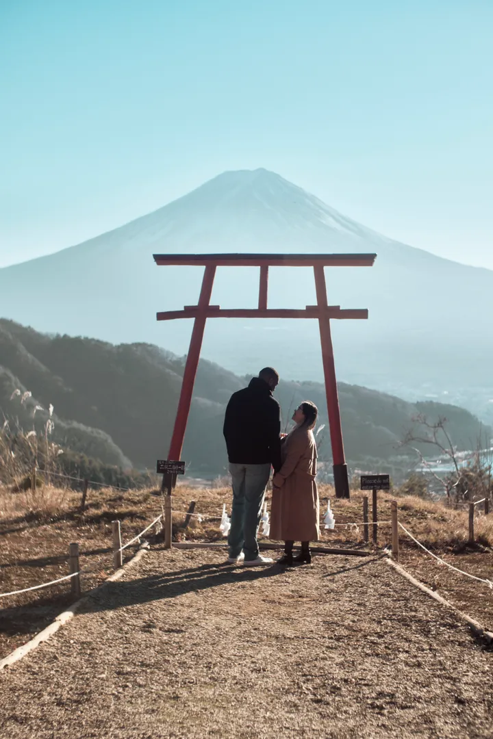 Proposal Photoshoot at Mount Fuji with Your Personal Photographer
