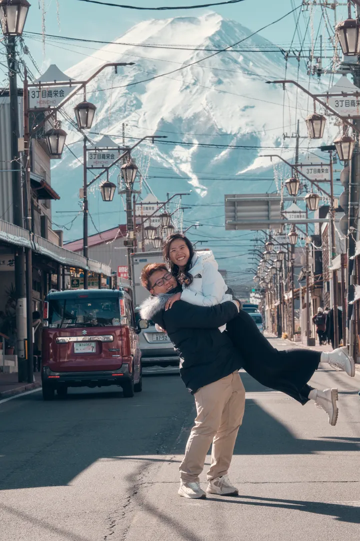 Proposal Photoshoot at Mount Fuji with Your Personal Photographer