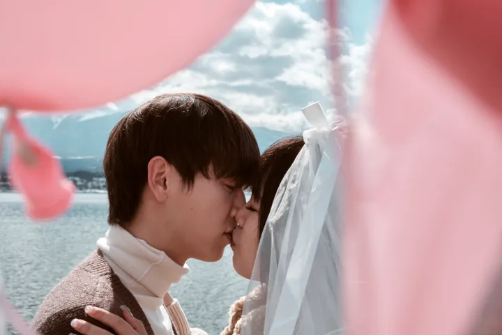 Proposal Photoshoot at Mount Fuji with Your Personal Photographer