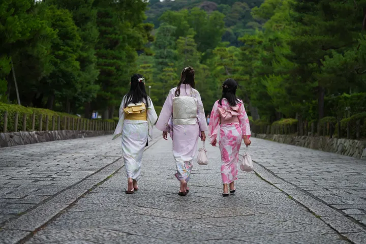 Kyoto Family Adventure – Kids-Friendly Local Photoshoot Experience
