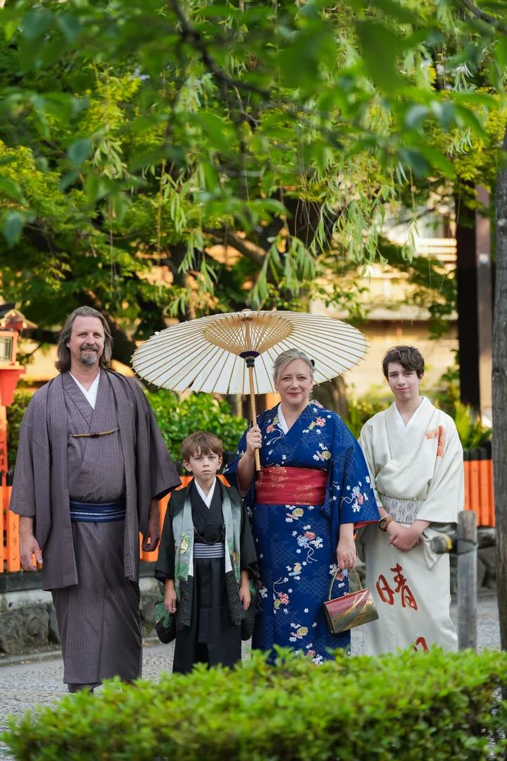 Kyoto Family Adventure – Kids-Friendly Local Photoshoot Experience